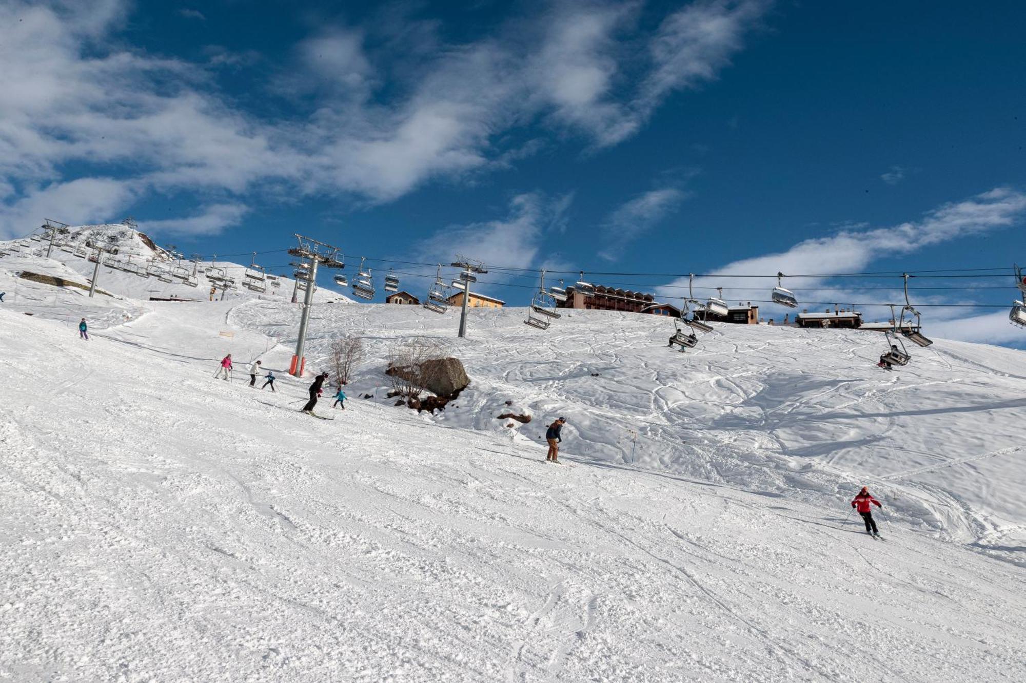 Hellochalet - Maison Paquier - Family Ski Holiday In The Resort Center Valtournenche Buitenkant foto